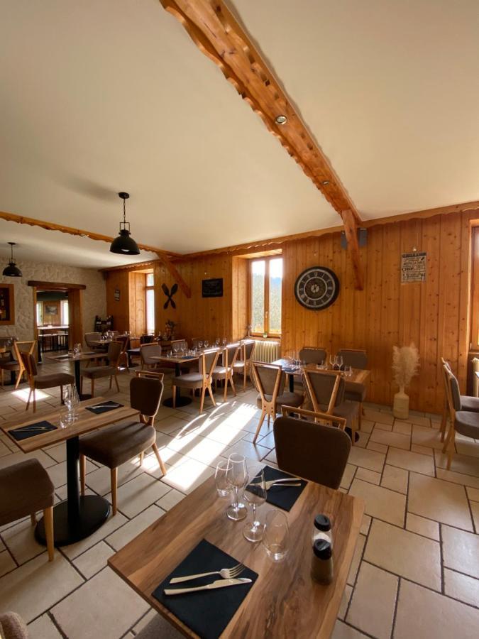 Chaux-des-Crotenay Hotel Restaurant Des Lacs מראה חיצוני תמונה