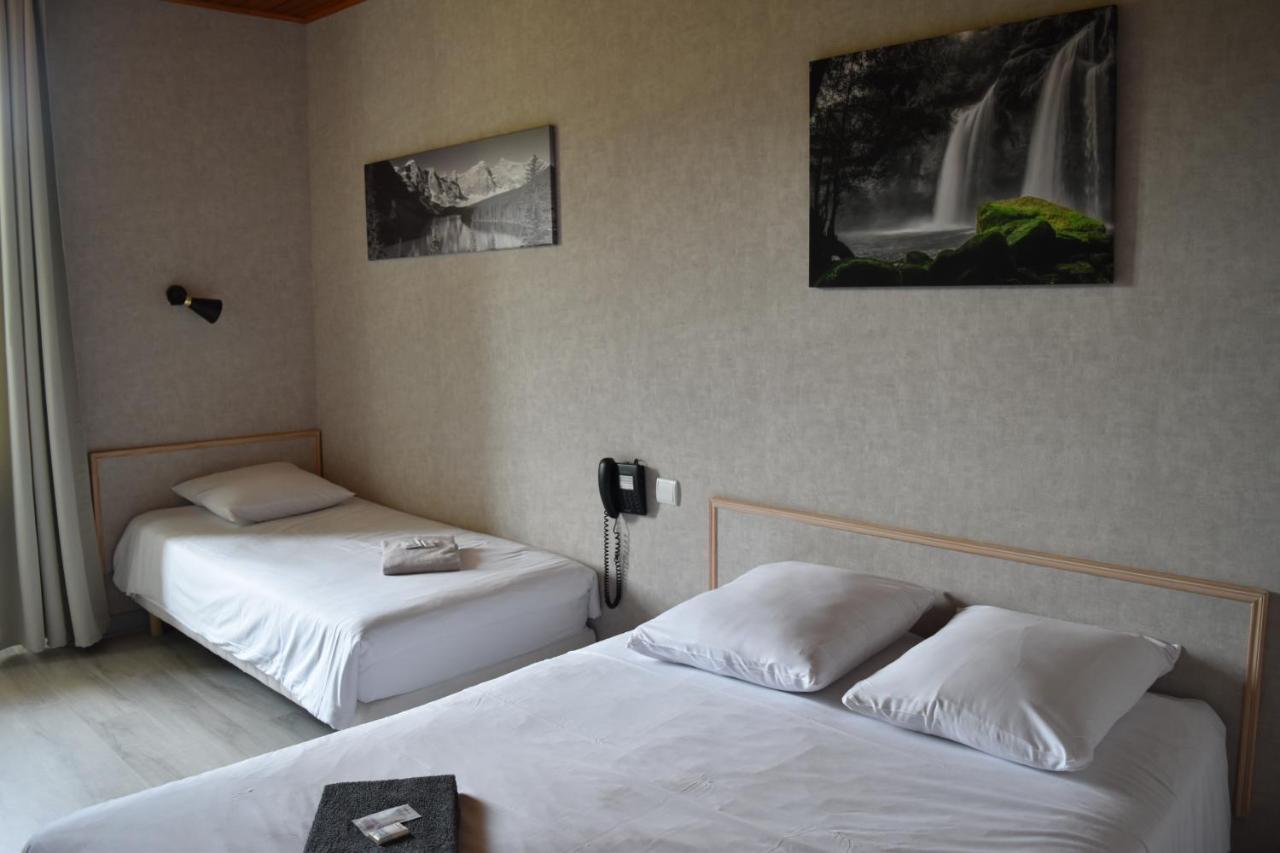 Chaux-des-Crotenay Hotel Restaurant Des Lacs מראה חיצוני תמונה